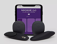 sextoyà distance couple